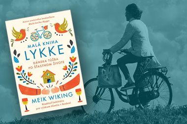 Obálka knihy Malá kniha Lykke, muž na bicykli na pozadí
